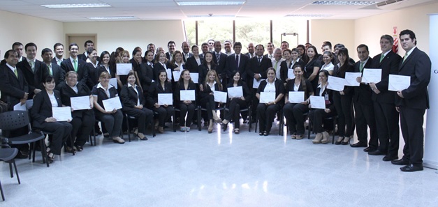 Las capacitaciones culminaron de forma satisfactoria con la entrega de los certificados correspondientes a los asistentes.