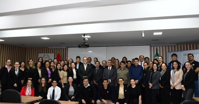 24 Grupal Funcionarios